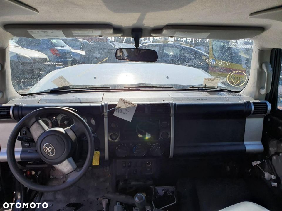 DESKA KOKPIT TOYOTA FJ CRUISER AIRBAG PASY - 2