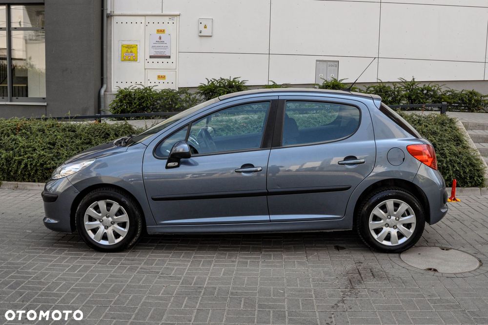 Peugeot 207 - 2