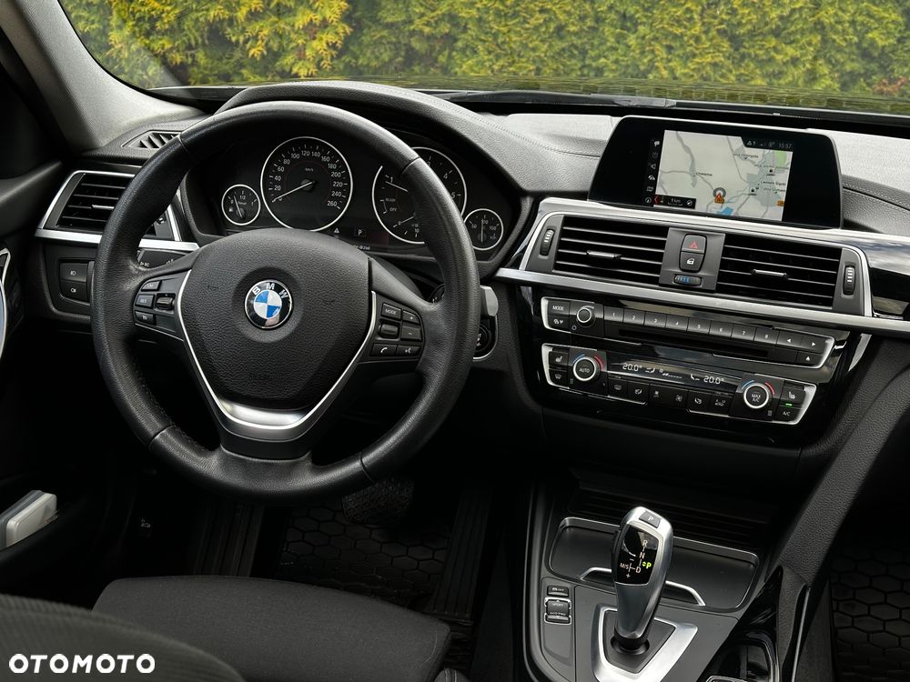BMW Seria 3 325d Sport Line Shadow sport - 10
