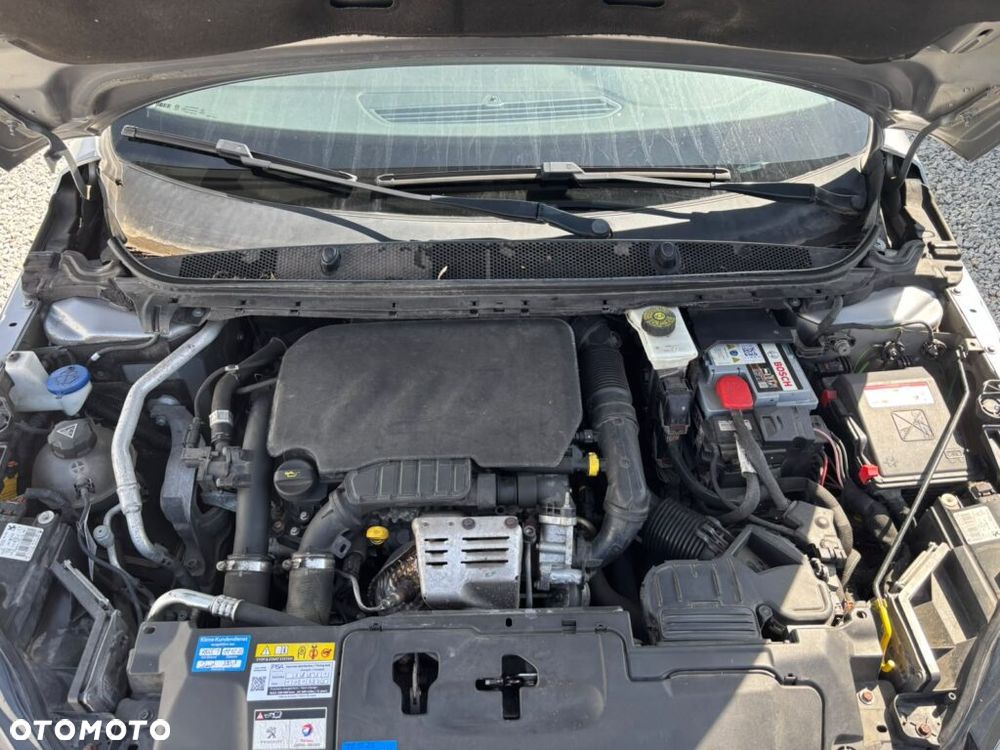 Peugeot 308 PureTech 130 Stop & Start Allure - 17