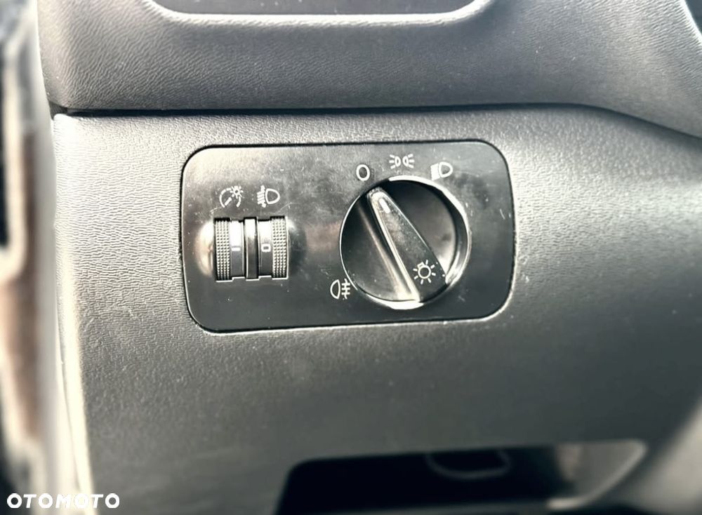 Audi A3 3-drzwiowe 1.8T Ambition - 14