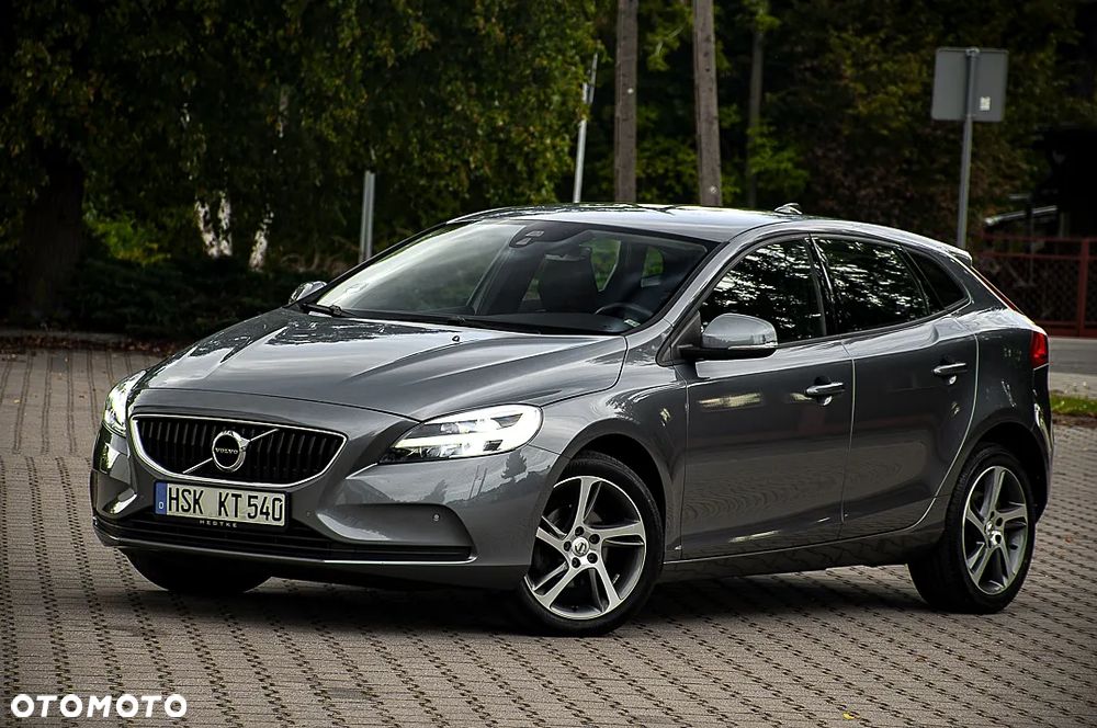 Volvo V40 D2 Drive-E Momentum - 4