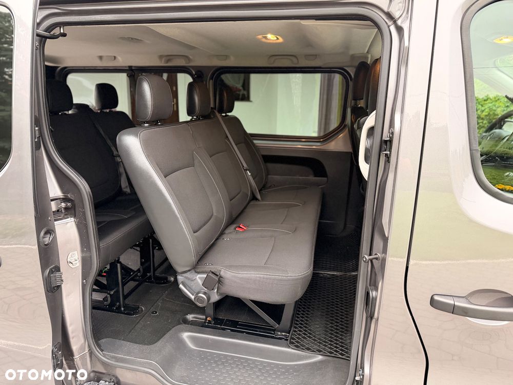 Renault Trafic Combi Life - 12