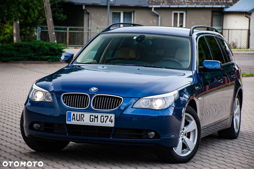 BMW Seria 5 530xi Touring - 13