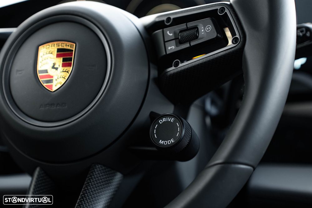 Porsche Taycan Sport Turismo Turbo S - 37