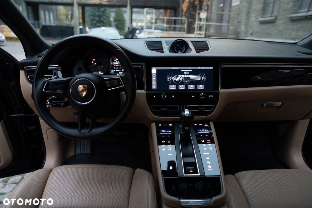 Porsche Macan Standard - 11