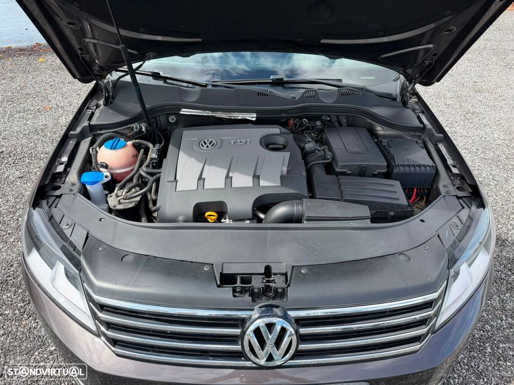VW Passat Variant 1.6 TDI BlueMotion Comfortline - 28