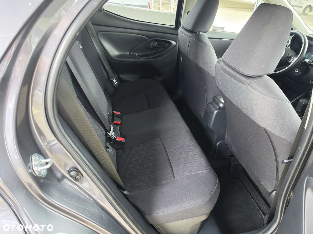 Toyota Yaris Hybrid 1.5 Style - 21