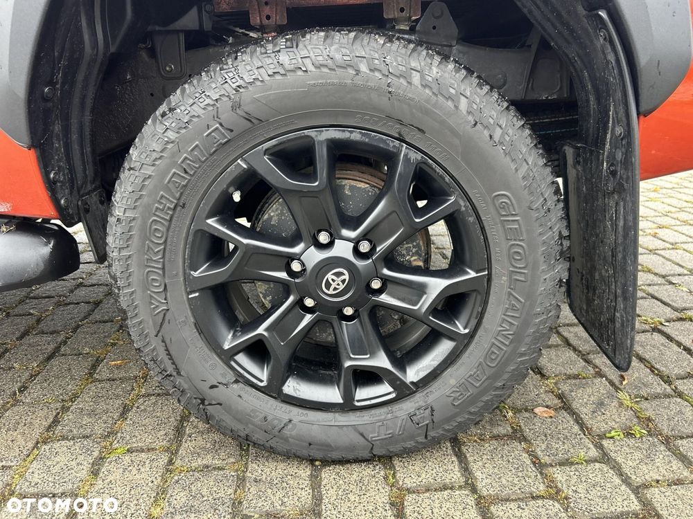 Toyota Hilux 2.8 D-4D Double Cab Invincible 4x4 - 12