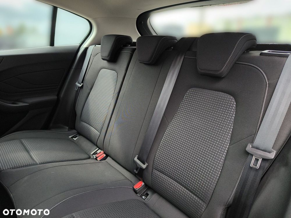 Ford Focus 1.0 EcoBoost Trend - 17