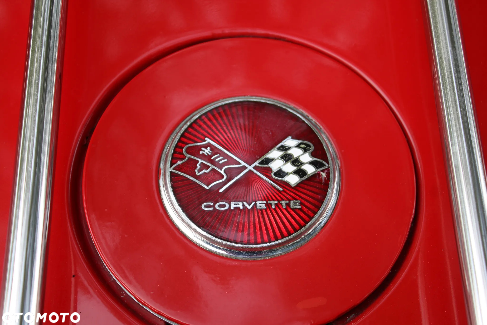 Chevrolet Corvette - 15