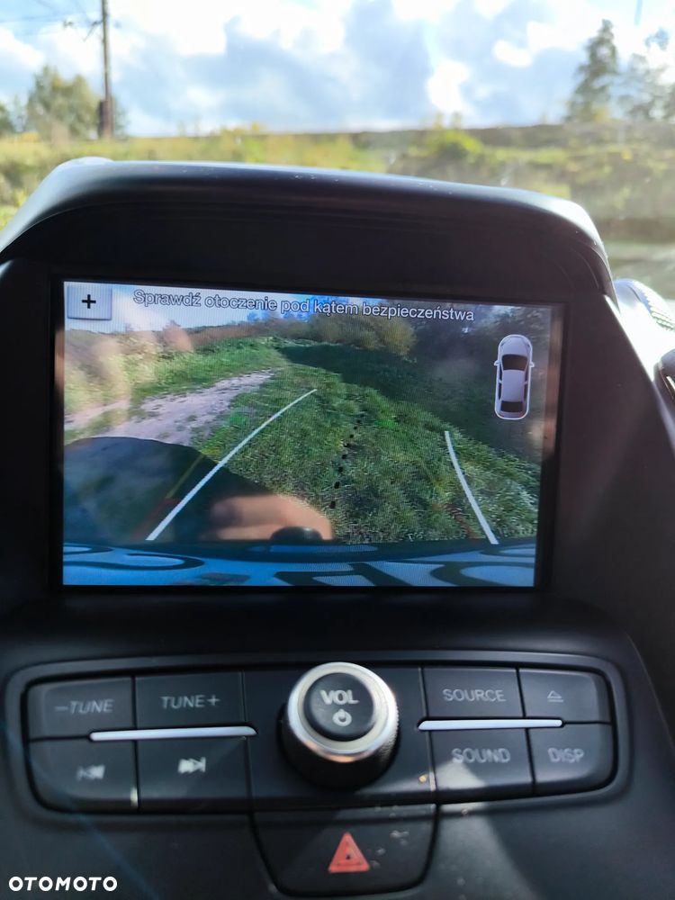 Ford Kuga - 8
