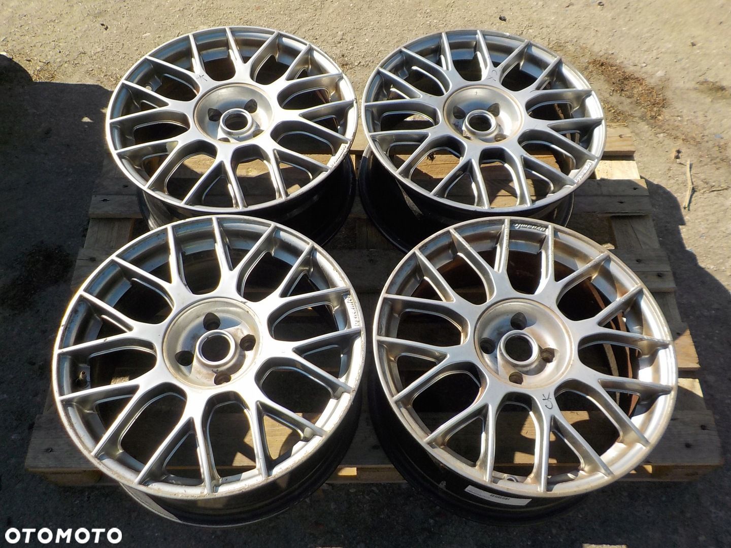 FELGI ALUMINIOWE DYNAMICS R17 4x100 ET37 OTWÓR CENTRUJĄCY 72 MM OPIS - 1