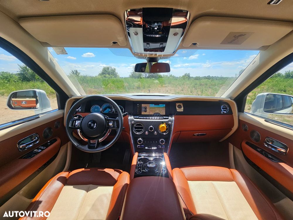 Rolls-Royce Cullinan - 8