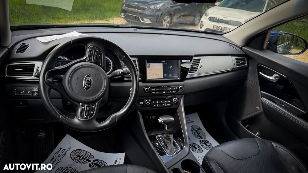 Kia Niro 1.6 GDI 2WD Aut. Vision - 11