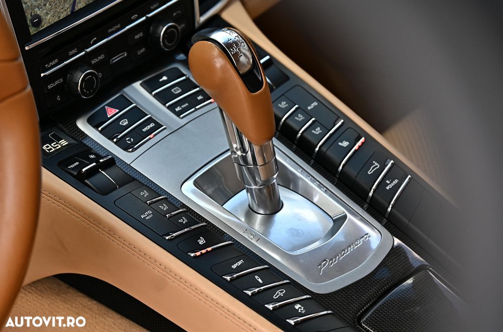 Porsche Panamera S Hybrid - 30