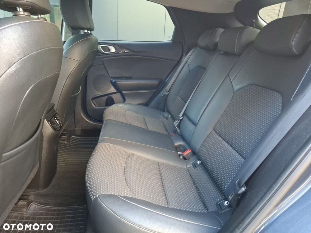 Kia XCeed 1.6 T-GDI L - 11
