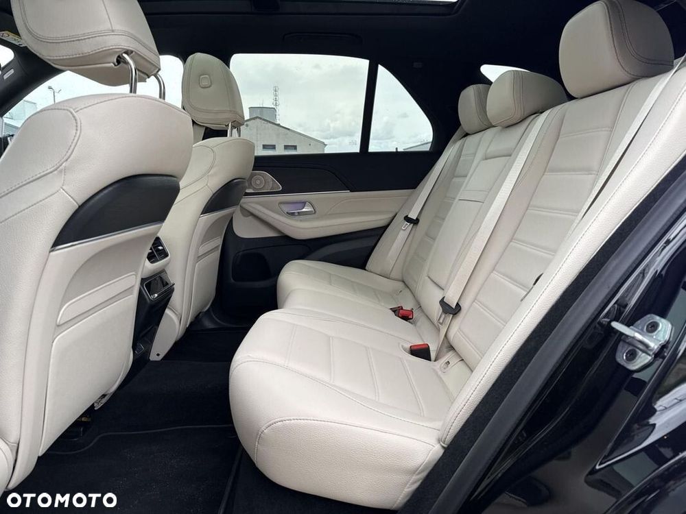 Mercedes-Benz GLE - 19
