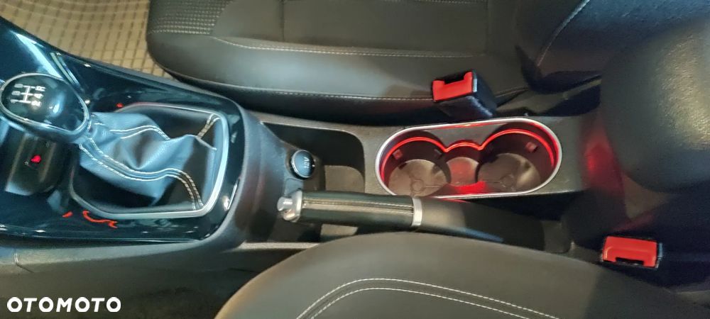 Ford Fiesta 1.5 TDCi Titanium - 19