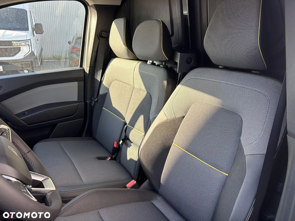 Renault KANGOO VAN - 11