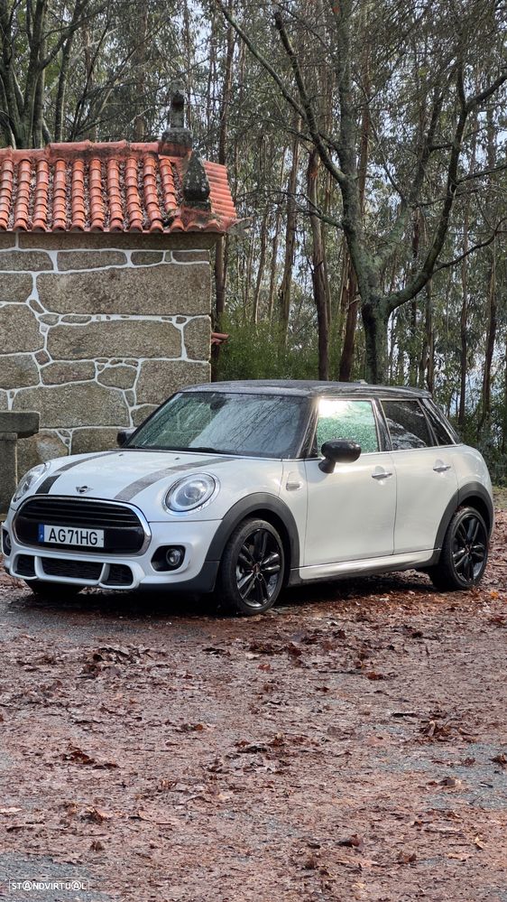 MINI 5 Portas Cooper Premium Plus JCW Auto - 3