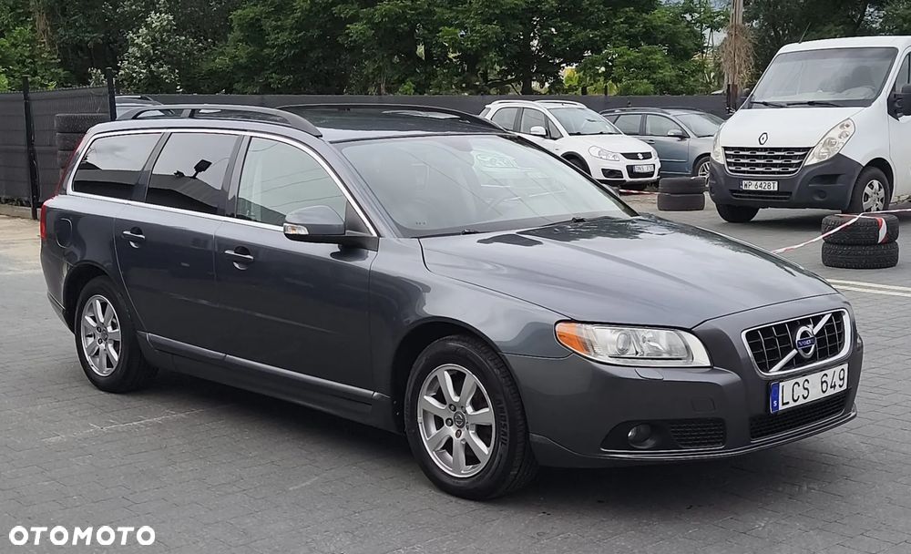 Volvo V70 D3 Momentum - 3