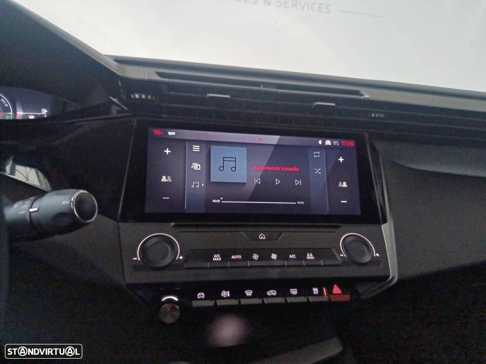 Peugeot 408 1.2 Hybrid Allure e-DCS6 - 21