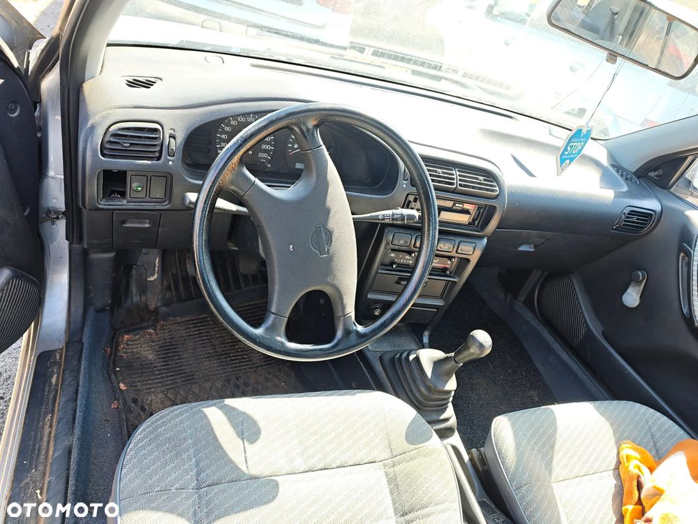 Zderzak maska drzwi części Nissan Sunny N14 1.4 - 7