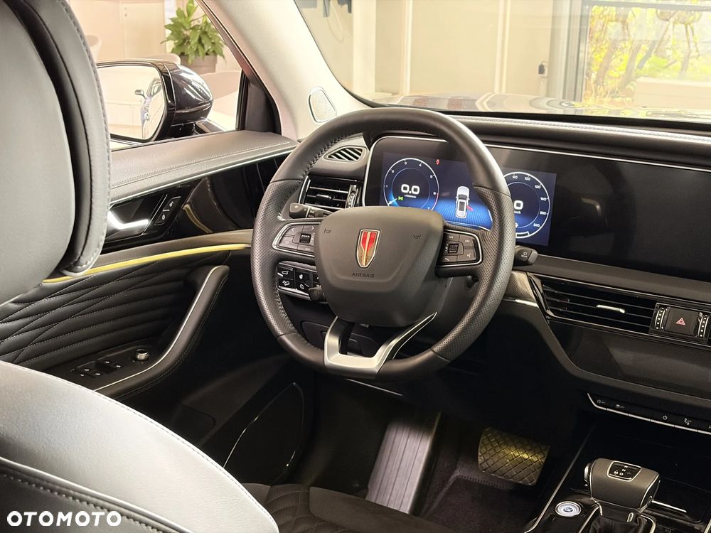 Hongqi HS5 - 6
