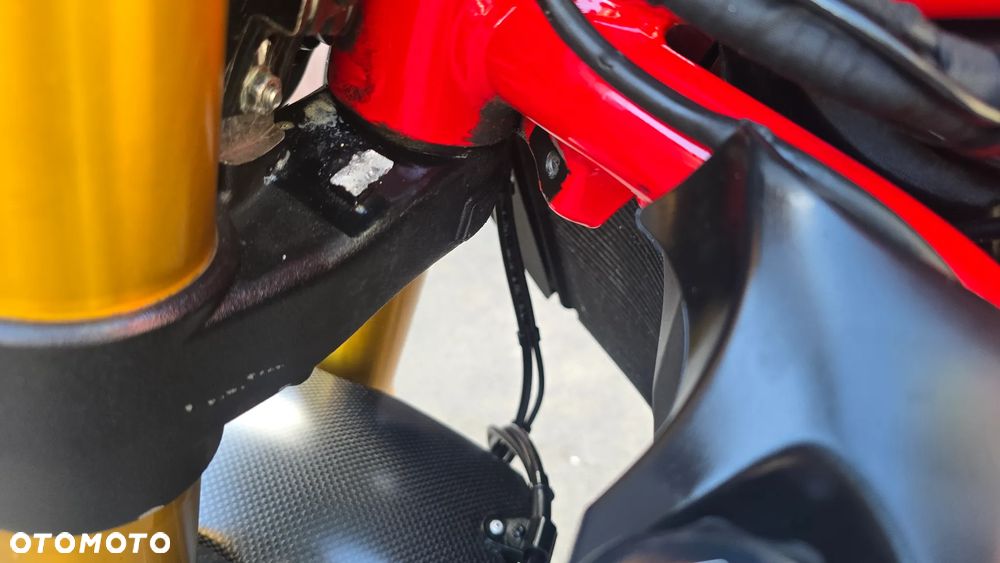 Ducati Monster - 35