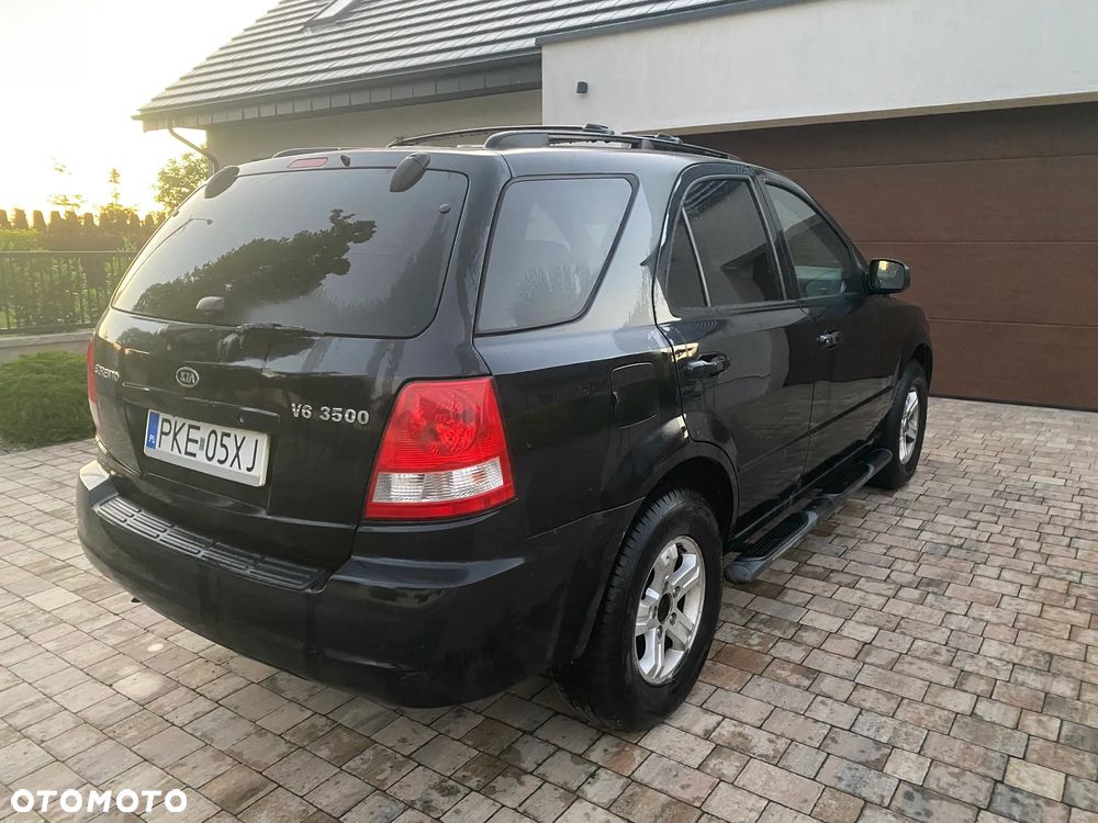 Kia Sorento 3.5 V6 - 4