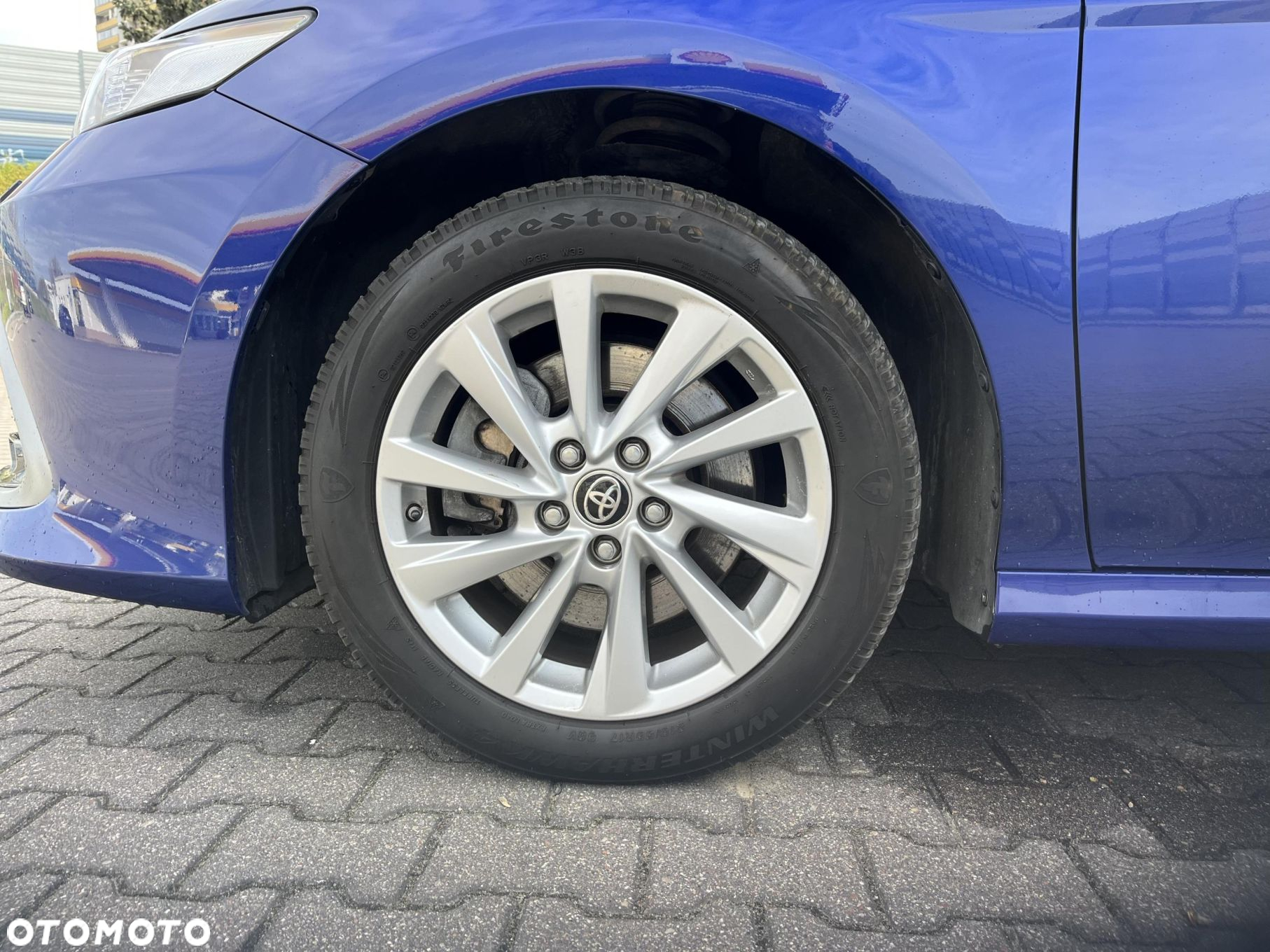 Toyota Camry - 20