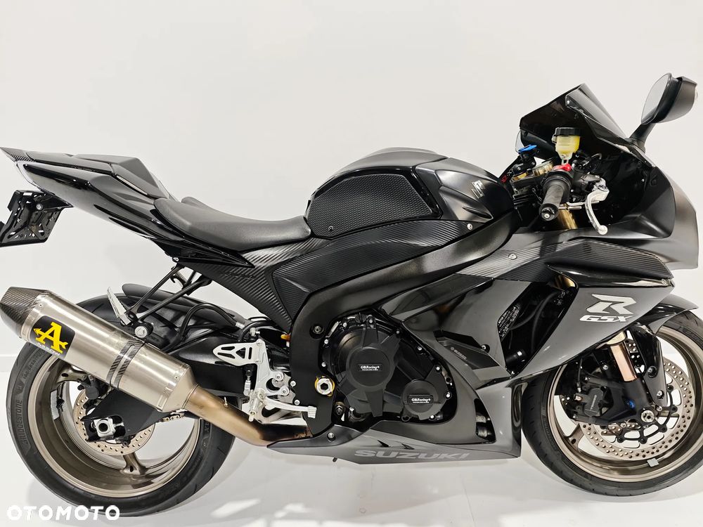Suzuki GSX-R - 8