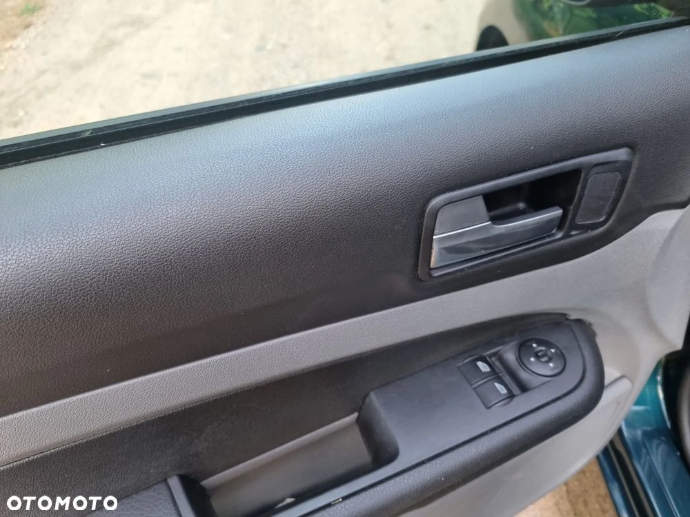 Ford Focus 1.6 TDCi DPF Trend - 15