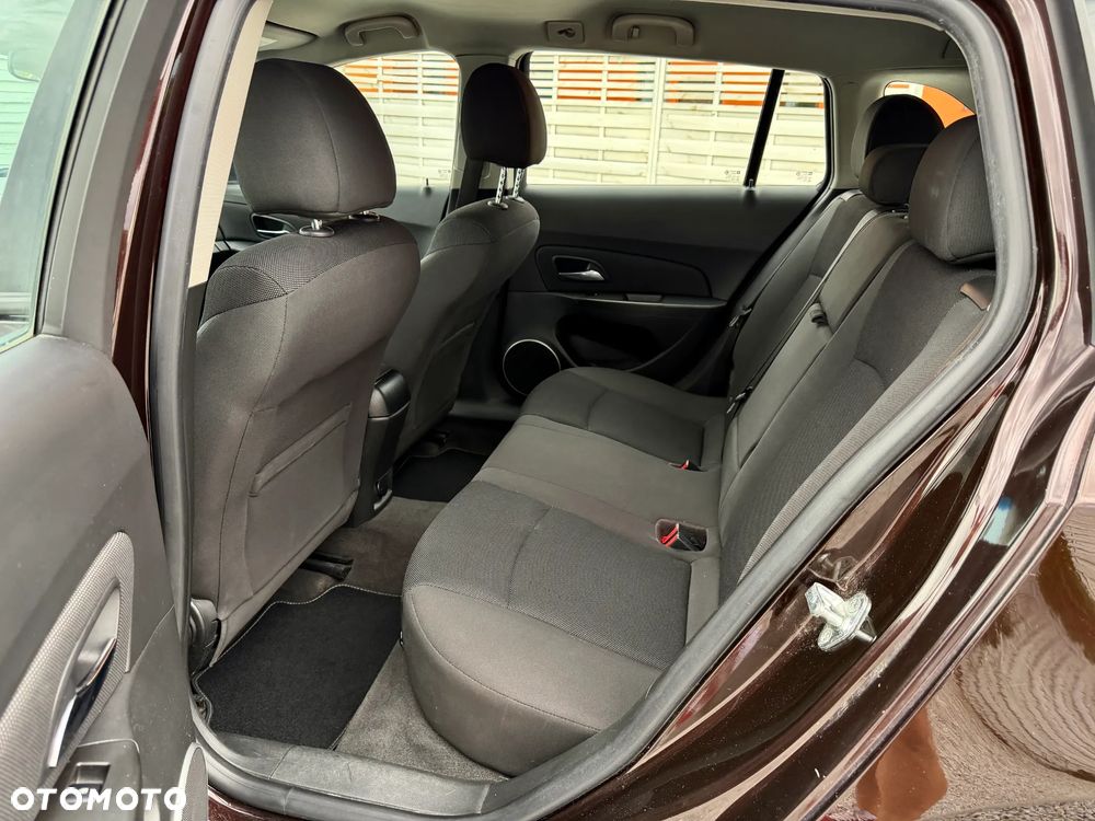 Chevrolet Cruze 1.4 T LT - 17