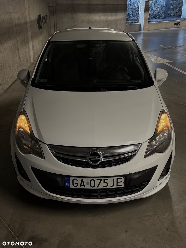 Opel Corsa 1.6 Turbo OPC - 4
