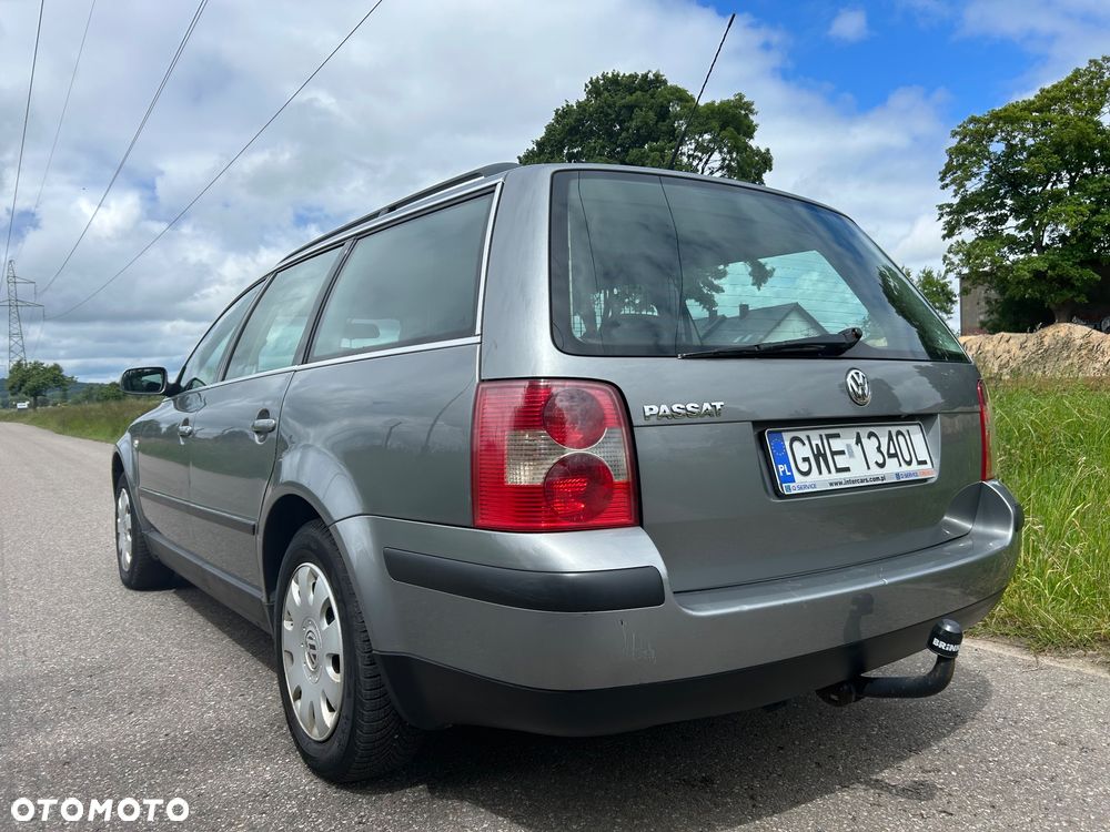 Volkswagen Passat 1.6 Comfortline - 3