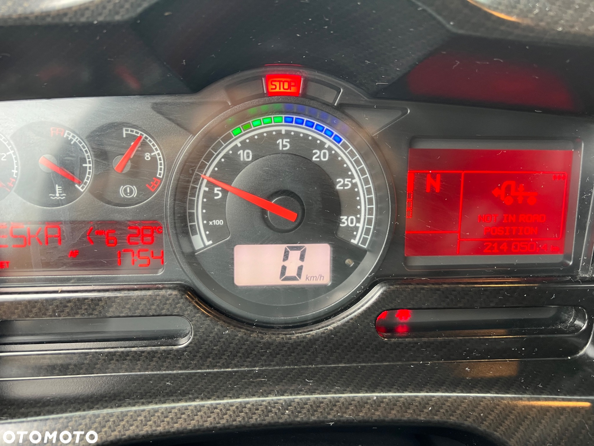 Renault Premium - 11