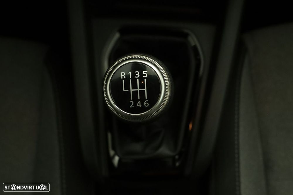 Renault Clio 1.0 TCe Evolution - 12