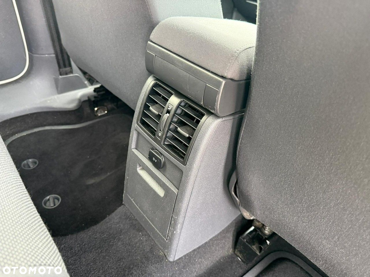 Volkswagen Caddy - 16