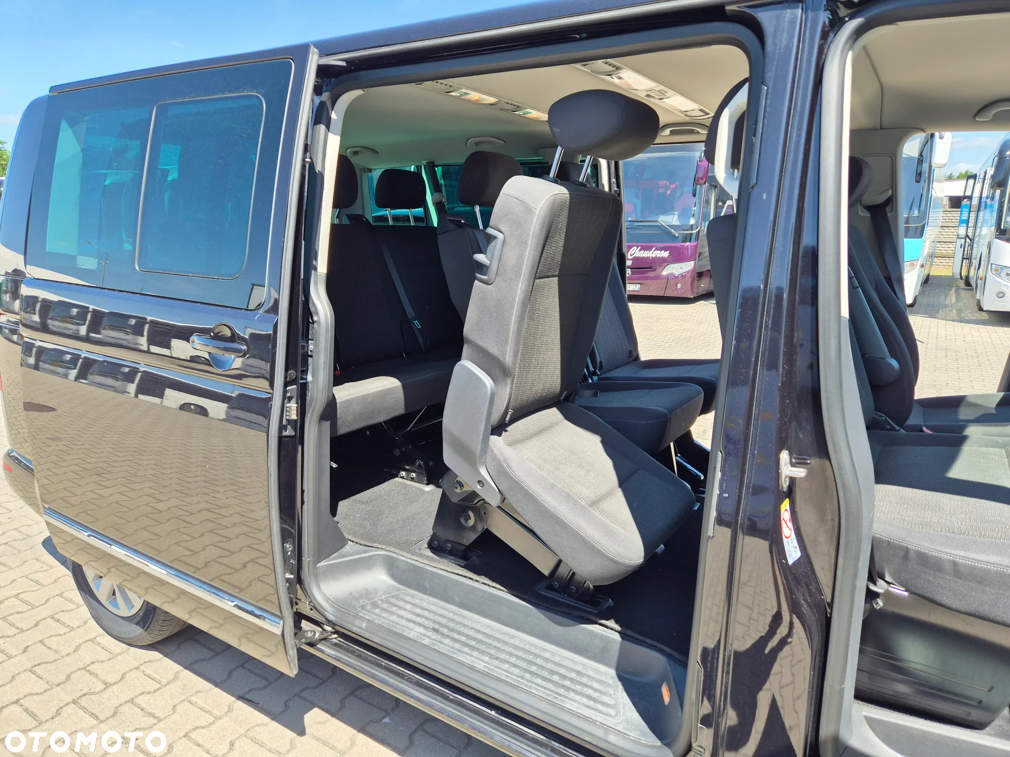 Volkswagen Caravelle 2.0 TDI L2 Highline DSG - 15