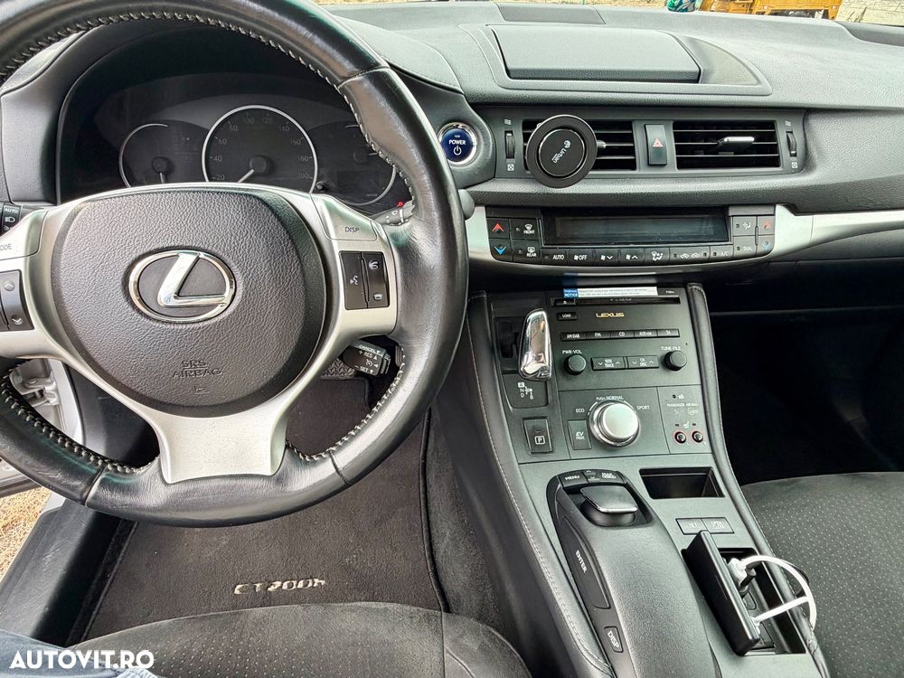 Lexus CT 200h Aut. Luxury - 13