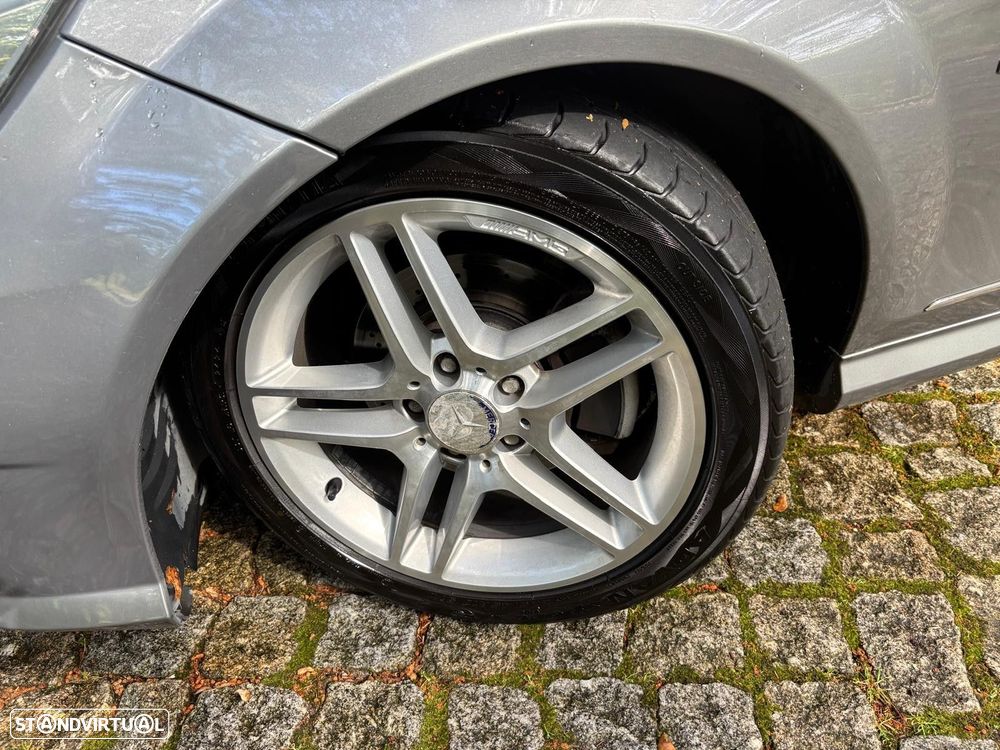 Mercedes-Benz C 250 - 33