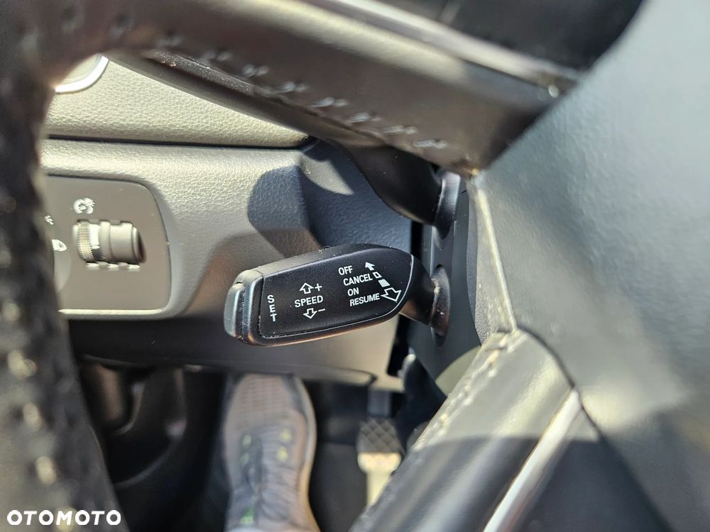 Audi Q3 2.0 TDI Design - 18