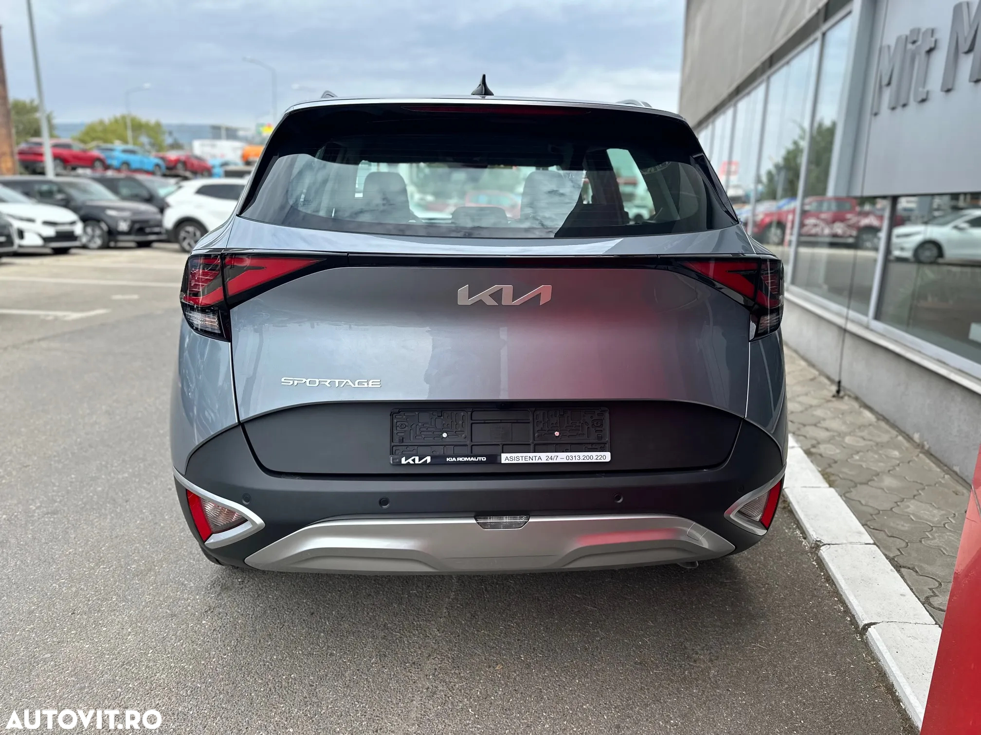 Kia Sportage 1.6 T-GDI MHEV 7DCT HP 4x2 Urban - 4