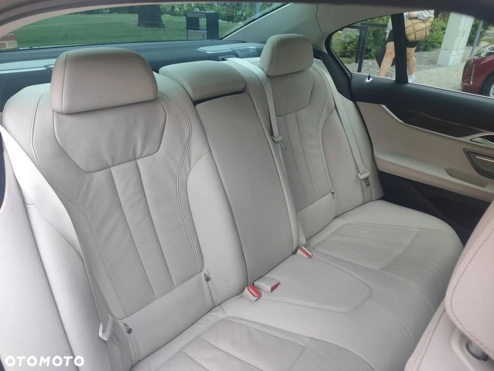 BMW Seria 7 730d xDrive - 2