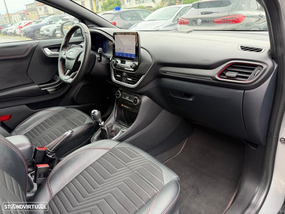 Ford Puma 1.0 EcoBoost MHEV ST-Line X - 16