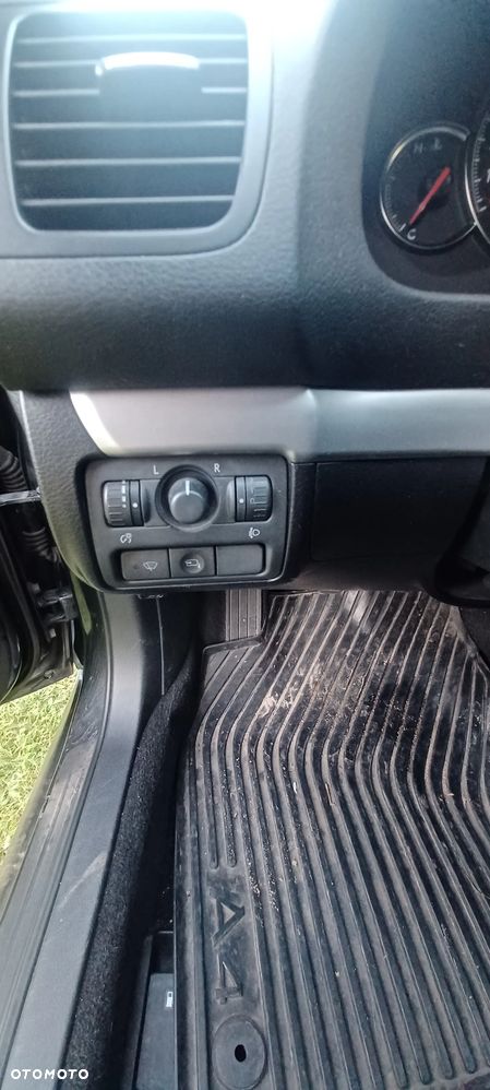 Subaru Legacy 2.0R Trend - 6