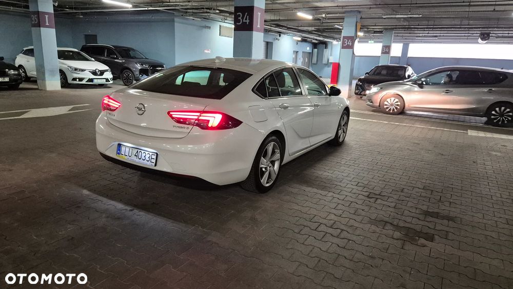 Opel Insignia - 2