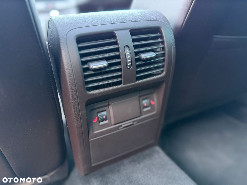Volkswagen Passat 2.0 TDI Highline DSG - 15